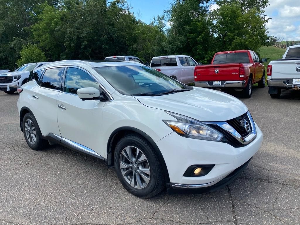 2015 Nissan Murano — detail view
